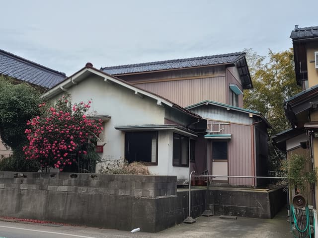 akiya image